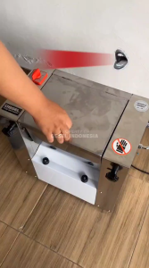 OSSEL Dough Mixer Horizontal Mixer Adonan 5 Kg Putaran 2 Arah HO-5RS OSSEL