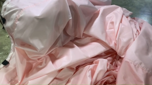 ผ้าใบผ้าเต็นท์ถุงลมนิรภัย FL-81)  ขนาด 1.5x61.5x51.5x41.7x61.7x51.7x4 เนื้อผ้าเหนียวแน่นกันน้ำได้ 100 % ทนแดดทนฝนทนแรงลมสูง