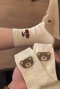 VeryWin 5Pairs/10Pairs Girls Cute Cotton Korean Chic Socks All-Match Ins Trendy Casual Womens Sports Socks