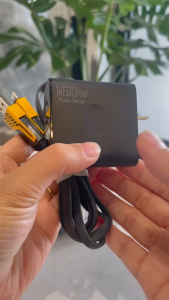 Cốc sạc - Củ sạc nhanh 160W màu Đen chân vuông 3 cổng ra USB-2type C TẶNG Cáp sạc nhanh 65W 4in1 tiện dụng cho tất cả Điện thoại