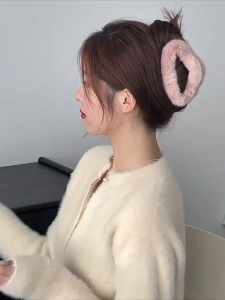 Jepit Rambut  Bulu Awan Besar  Jedai Salon Fluffy  Model Oval Bulu Halus  Jepitan Klip Cakar Rambut Lucu Aksesoris Rambut Wanita Style Korea