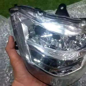 Xi nhan trước  Đèn trước và đèn sau Shvn 2012 - 2016 lên áo sh ý