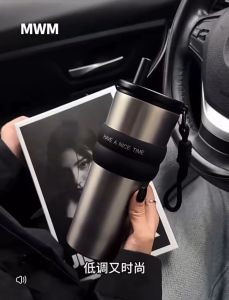 Media แก้วเก็บความเย็น แก้วน้ำความจุขนาดใหญ่ Stainless steel thermos cup 710ML กระติกน้ำเก็บเย็น/เก็บร้อน แก้วกาแฟ วัสดุสแตนเลส 316 มีหลอดดูดและเชือกหิ้ว เหมาะสมทั้งชายและหญิง