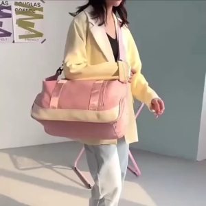 NJCAR STORE  กระเป๋าเดินทาง  กระเป๋าถือ กระเป๋าฟิตเนส กระเป๋าเดินสะพายข้าง  กันน้ำ น้ำหนักเบา BAG2