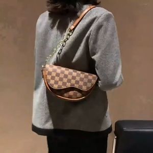 1715 ( READY STOCK ) PU SLING BAG EU FASHION HOUSE