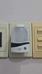 Đèn ngủ Led cảm ứng cắm trực tiếp nhiều màu