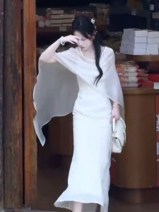 Gentle Asymmetrical Sun Protection Clothing: Women's Summer Dress Outerwear, Shawl Cardigan Outwear, Breathable Thin Air Conditioning Blouse