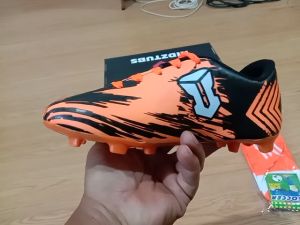 Paket Komplit Sepatu Bola Anak Usia 6-10 Tahun: KIDZTUBS