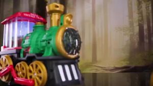 รถไฟโทมัสหมุนได้ 360องศา มีไฟมีเสียง สามารถหยดน้ำได้เปิดฝามีไอน้ำ