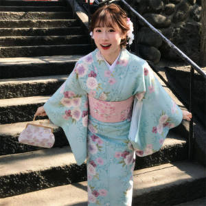 Traditional Japanese Kimono Womens Fashion Beauty Japanese Restaurant Style Clothing Polyester Material 18-25 Years Old