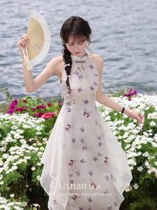 Đầm Dài Elegance Định Hình Eo Cổ Trụ Trung Quốc Kiểu Halterneck
