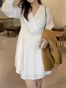 Váy Dài Cổ Chữ V Màu Trắng Cỡ Lớn Cho Nữ Mùa Thu Mới Váy Chữ a Che Mông Thon Gọn Váy Công Sở Dài Tay Cổ Chữ V