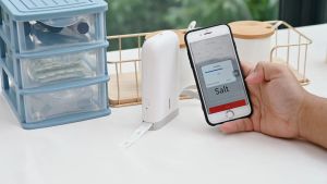 เครื่องพิมพ์ฉลาก NIIMBOT D11 เครื่องทำฉลากความร้อน Bluetooth ไร้สายแบบพกพาพร้อมแบตเตอรี่ชาร์จใหม่ได้ iPhone และโทรศัพท์มือถือ Android APP - สีชมพู