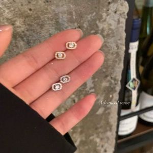 925 Silver Needle Small Square Sugar Flash Zircon Ear Cuff Women Luxury Sensation Earrings Sleeping No Removal Jewelry