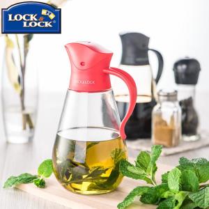 Bình đựng dầu ăn với nắp mở tự động Lock&Lock CKO101 550ml