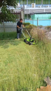 อะไหล่แบตเตอรี่ และ แท่นชาร์จ 60v ยี่ห้อ GREENWORK (แยกขาย)