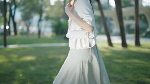 Clip Fan พัดลมจิ๋วแบบคลิปหนีบ ตั้งโต๊ะได้ พัดลมจิ๋วสไตล์มินิมอล ขนาดเล็กพกพาสะดวก ปรับแรงลมได้ 3 ระดับ แบบชาร์จ Type-C พร้อมส่งในไทย!!!