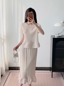 KESHANGYI 2026 Summer Beautiful Sweet Small Set Miyake Wind Lotus Leaf Edge Short Sleeve Top Temperament Folded Half Skirt Womens Wear