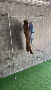 ราวตากผ้าติดผนัง 1 ช่อง ขนาดยาว 1.1 M x สูง 1.8 Mขนาดยาว 1.3 M x สูง 1.8 Mขนาดยาว 1.6 M x สูง 1.8 M