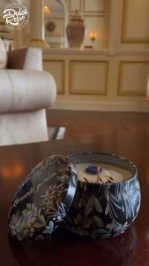Hộp Nến Thơm hoa khô Thiên Nhiên hộp thiếc đẹp phong cách Bắc Âu.Nến thơm spa hương hoa lá