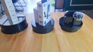 Bàn xoay trưng bày sản phẩm xoay 360 độ kết nối điện 5V dễ dàng sử dụng giúp tăng hiển thị sản phẩm trưng bày