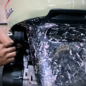 Spakbor Belakang Pendek Carbon Kevlar Forged Vespa Sprint Primavera