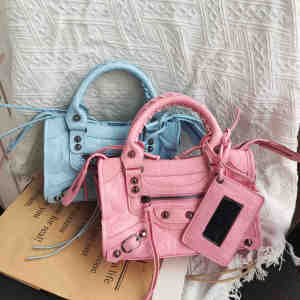 Retro Rivet Motorcycle Bag Soft Leather Crossbody Bag for Women Unique Trendy Handbag Casual Shoulder Bag Female Small Bag