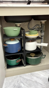 Giá đỡ nồi bằng thép carbon có thể điều chỉnh từ 2 đến 7 tầng dùng cho kệ bếp và dưới tủ bếp.