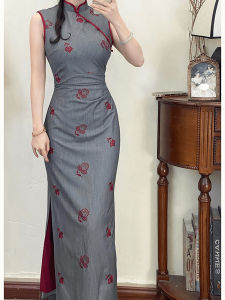 ชุดกี่เพ้าจีนใหม่ทรงเข้ารูปสำหรับผู้หญิงในช่วงต้นฤดูใบไม้ร่วงพร้อมเสื้อคาร์ดิแกนสีแดง ชุดสองชิ้น กระโปรงยาวปานกลาง แขนกุด ระบายอากาศได้ดี