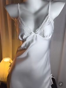 ชุดนอนซาติน ชุดนอนเซ็กซี่ของผู้หญิง เซ็กซี่และสบาย 6 สีให้เลือก🌈เดรสลูกไม้ - พร้อมส่งจากไทย - H1001