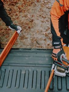 Mesin Potong Kayu 68CC Senso Chainsaw 2Tak 20/22/24inch Gergaji Potong Pohon Kayu Gergaji Mesin Potong Kayu Kualitas Terbaik By Germany Technology