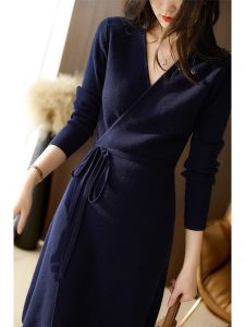 High-End Affordable Luxury Socialite Lightly Mature V Neck Knitting Dress Womens Retro Slim Fit Tied Mid-Length Sweater A- line Skirt