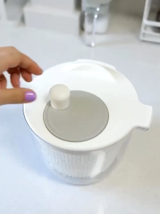 MLADEN 3.5L Large Capacity Rotary Salad Spinner Manual Dehydrated Machine Vegetable Colander Water Drain Basket