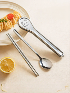 MODERN SWEETHOME | Kids Portable Utensils Set Includes Case
