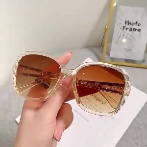 Kacamata Wanita Bingkai Besar Lensa Gradasi Fashionable Women Glasses