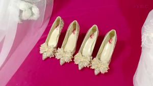 Giày Cưới Đính Sequin Giày Pha Lê Váy Cưới Chính Giày Phù Dâu Giày Đơn Nơ Có Thể Mang Hàng Ngày Cho Nữ Gót Giữa Giày Cưới Cô Dâu