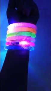 Missyou  กำไลไฟ LED  ใช้แบตเตอรี่ กำไลข้อมือ Charm Bracelets