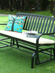 HEIFAN | Outdoor Two-seater Rocking Chair