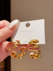 Vintage Irregular Metal Cold Wave Earrings Womens Gold Color Alloy Geometric Pattern Fashion Jewelry Ear Cuffs Ear Rings