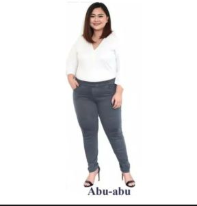 celana legging super jumbo pingang karet// bahan denim pingang karet//celana panjang wanita ukuran jumbo//leging jeans wanita kekinian