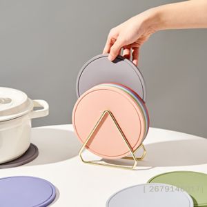 Triangle Placemat Holder Stand Table Mat Storage Rack Kitchen Coaster Display Organizer for Home Dining Room