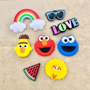 JBSet - ตัวติดรองเท้ามีรู”เอลโม่รักเพื่” shoe Charm “Elmo &Friend In love” จัดไป รองเท้าสีไหน ก็สะดุดตา