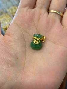 Charm treo túi tiền tài lộc đá mã não