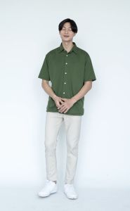 Kemeja Lengan Pendek Pria Berbahan Cotton