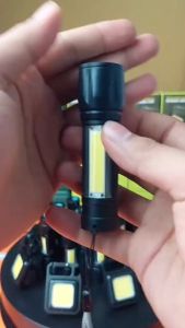 SENTER SWAT MINI ZOOM POLICE LED COB LIGHT RECHARGE SUPER TERANG JARAK JAUH 3 MODE DI CAS