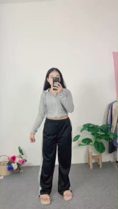 ชุดเซ็ตแฟชั่น เสื้อคลุมฮู้ด คอตตอน กางเกงขากระชับ สวมใส่สบาย