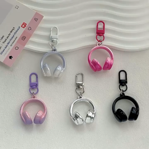 Sweet Cool 3D Earphones Keychain Colorful Earphones Creative Backpack Hanging Decoration Friend Pendant