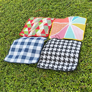 Portable Folding Outdoor Picnic Mat Waterproof Moisture Proof Camping Travel Personalized Dirty Grass Proof Picnic Rug