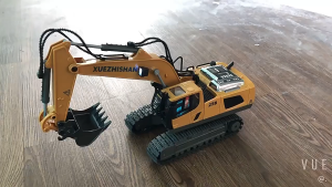 Xe Xúc Điều Khiển Từ Xa 11 Kênh Tỷ Lệ 1:20–Có Đèn & Âm Thanh–Mô Hình Xe Công Trình Hợp Kim Cho Bé