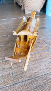 เรือไม้สัก เรือ ร.5 เรือล่องจุ๊น เรือมีบ้านในเรือ เรือทําจากไม้สักทองทั้งลํา งานฝีมือสวยมาก ขนาด ยาว 18 นิ้ว สูง 6 นิ้ว เรือประดับบ้าน เรือม